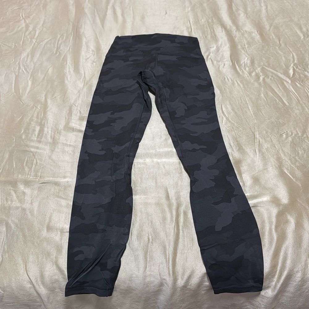 Lululemon camo align leggings 25”